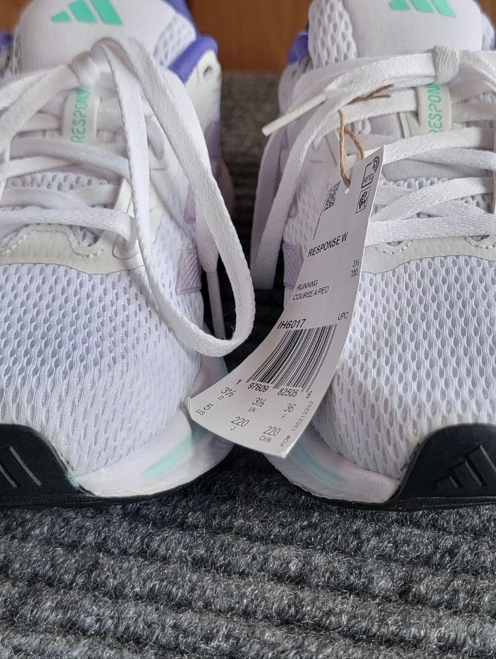 Adidas Women's Response  Running Shoe Size 5